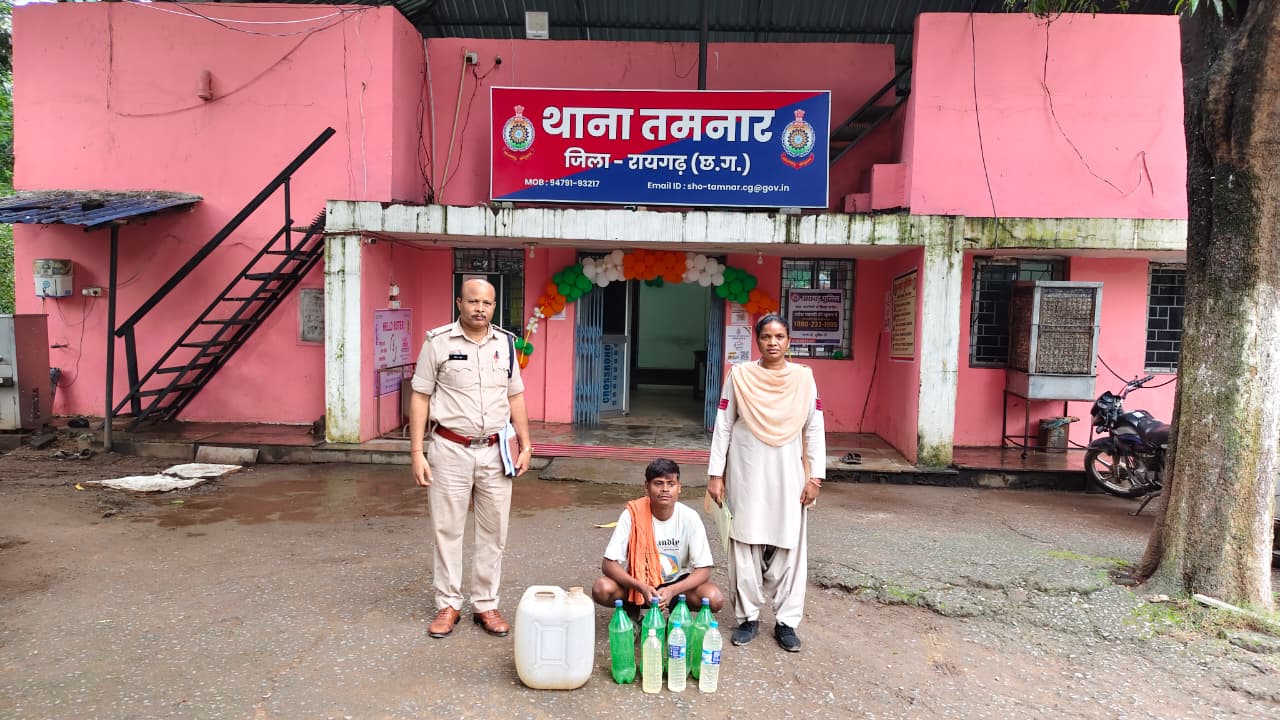 रायगढ़ पुलिस की बड़ी कार्रवाई, 48 घंटे में 121 लीटर अवैध शराब जब्त