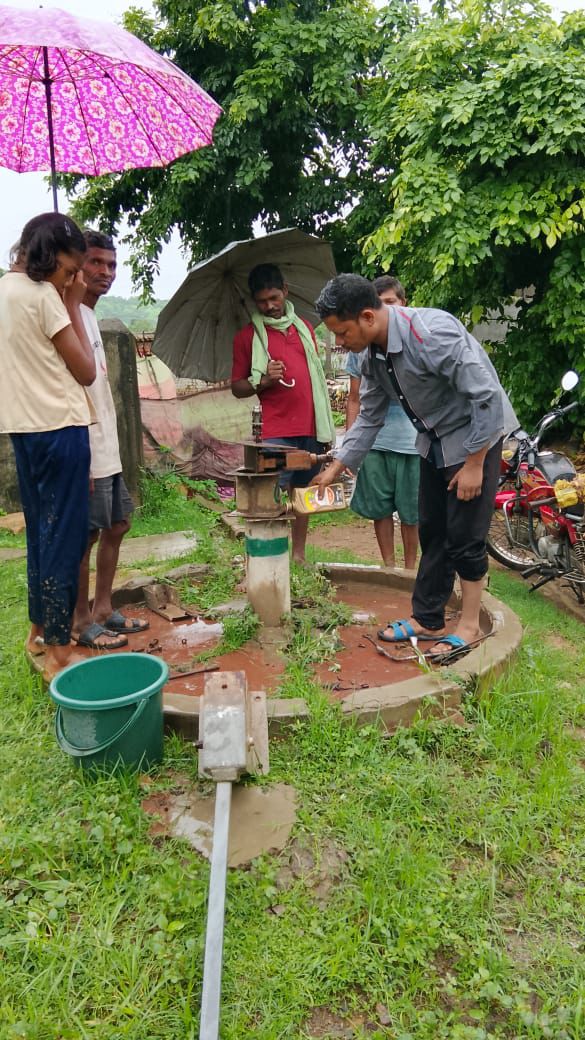 बारिश के मौसम में हर बूंद की सुरक्षा, धमतरी में पेयजल गुणवत्ता की चौकस निगरानी